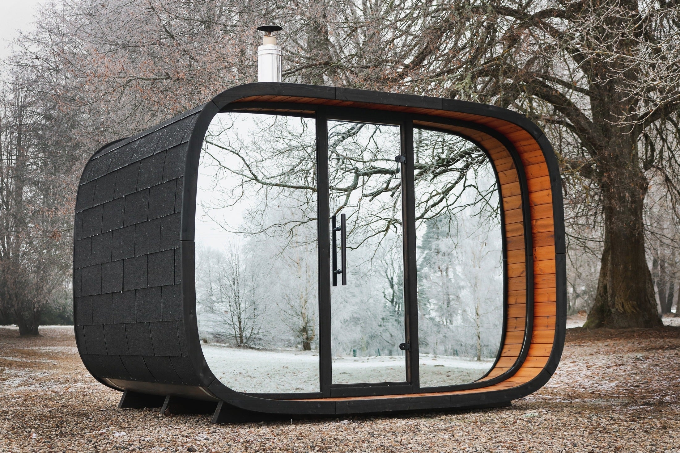 Leil Round Cube Single Outdoor Sauna 6-8 Person