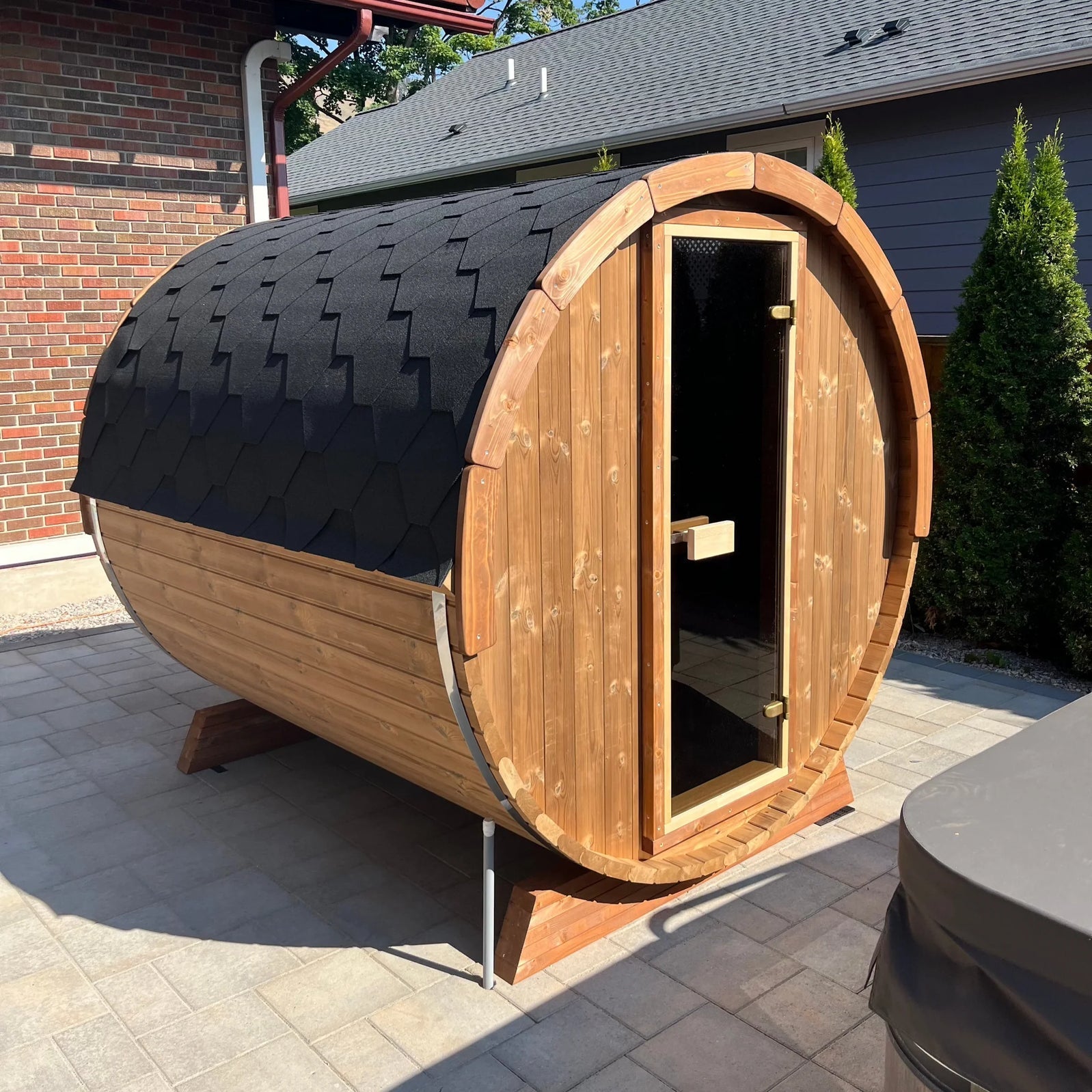 SaunaLife Model E6W 3 Person Sauna Barrel-Window
