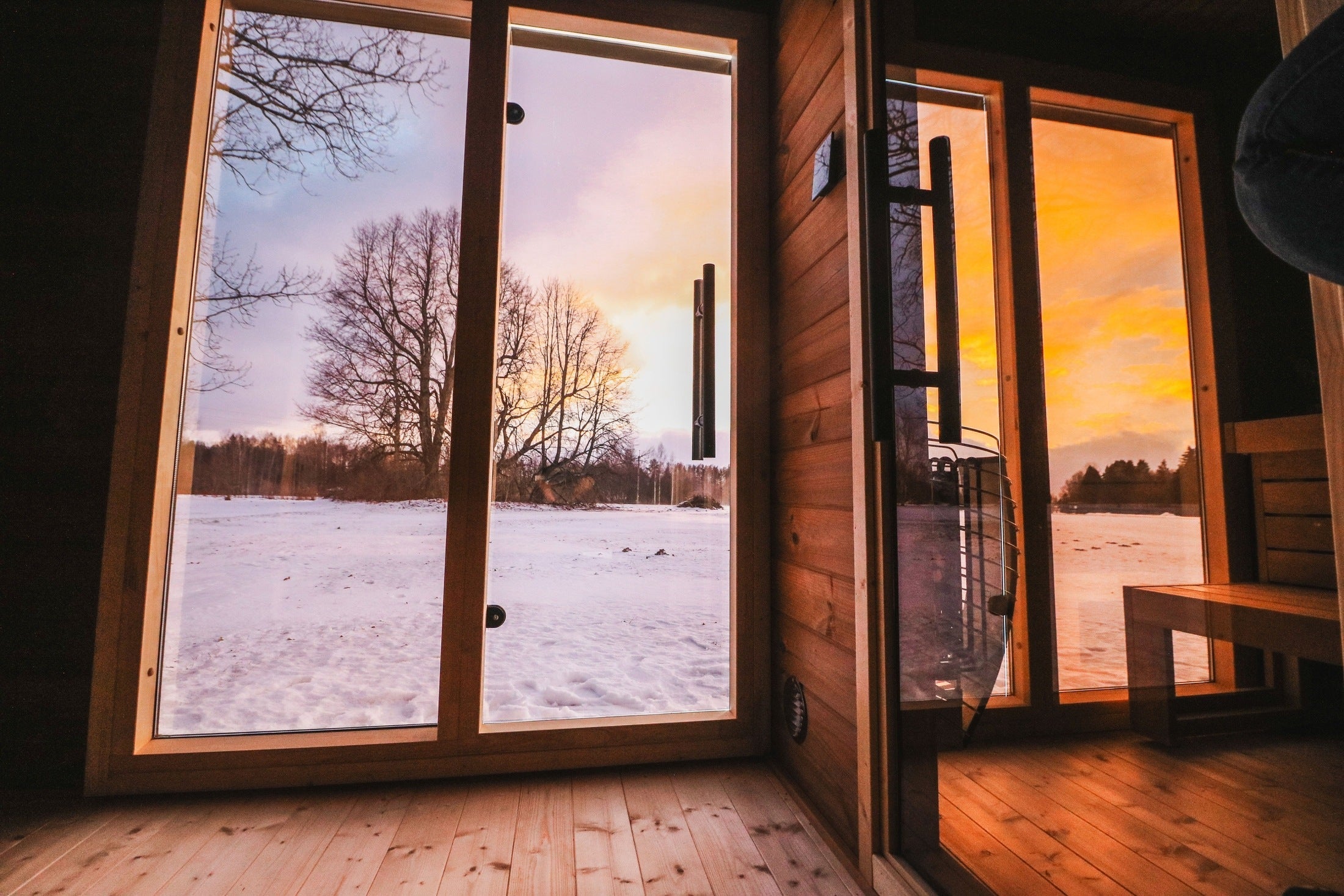 Leil Patio L 5 Person Outdoor Sauna with Large Changing Room