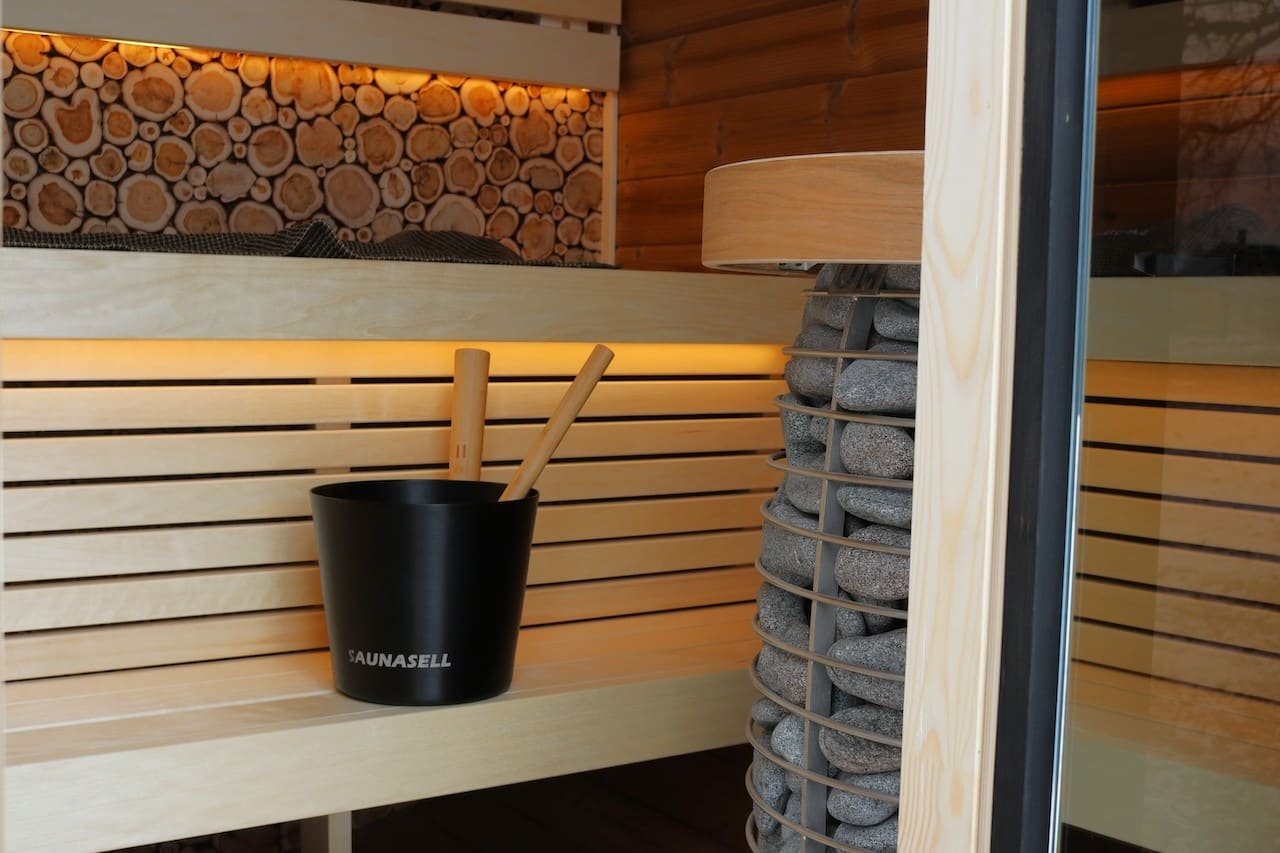 Leil Round Cube Mini Outdoor Sauna 4-5 Person