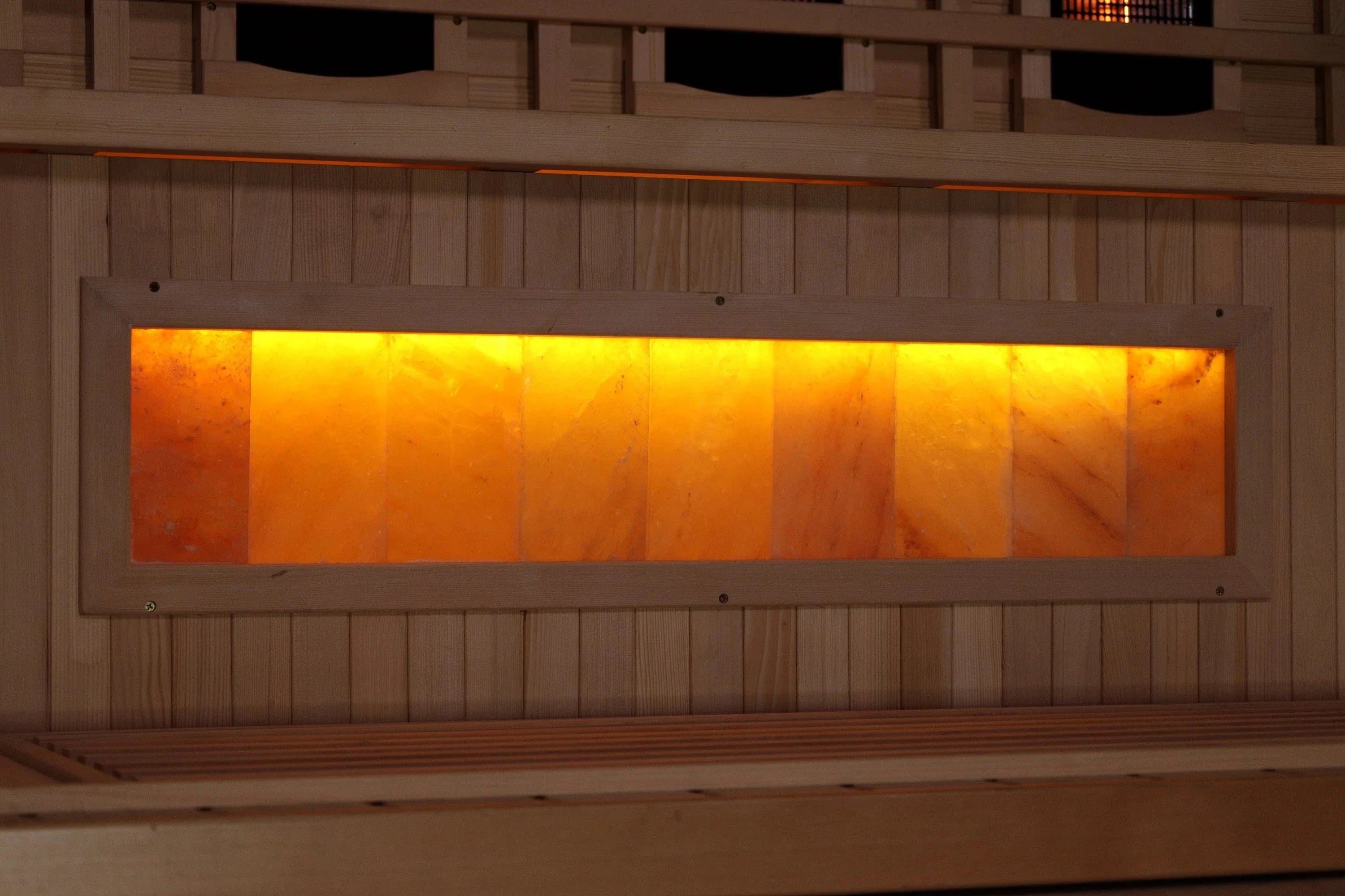 Golden Designs 4-Person 2025 Reserve Edition GDI-8040-03 Full Spectrum with Himalayan Salt Bar