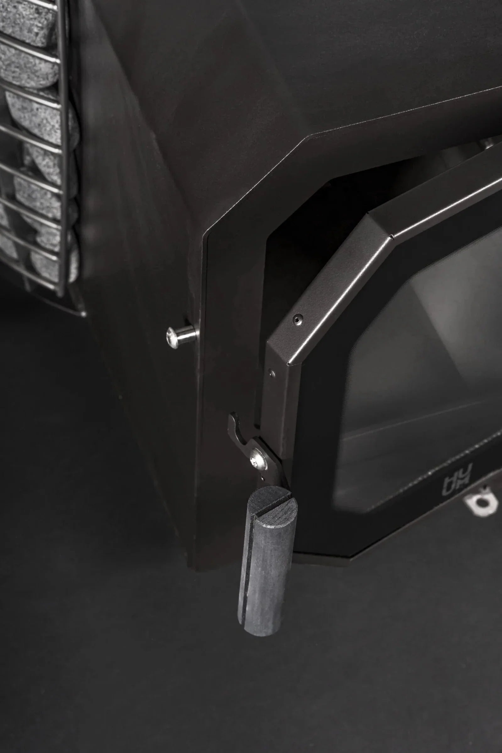 HUUM HIVE Flow Mini Sauna Stove Package