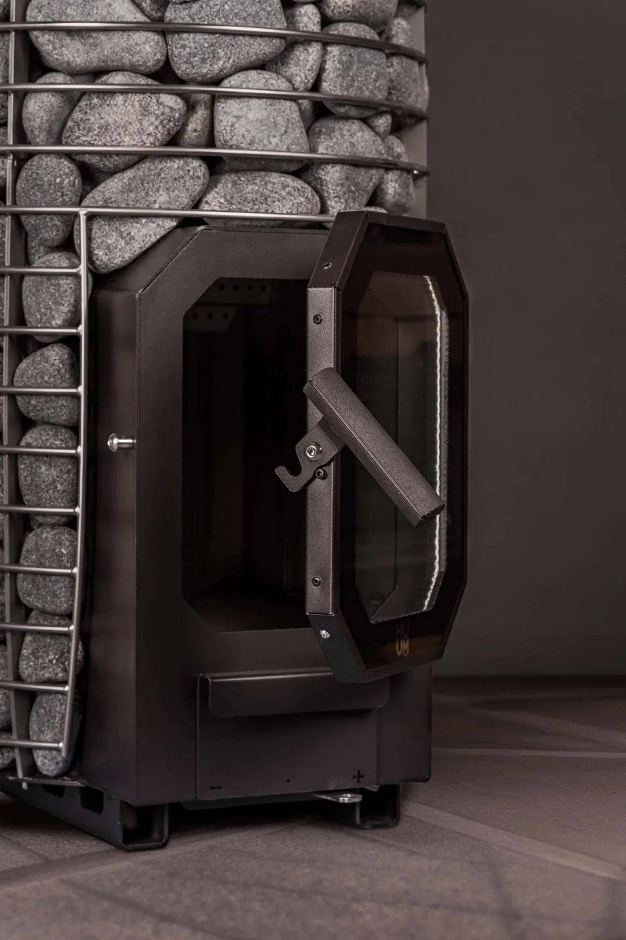 HUUM HIVE Flow Wood Burning Sauna Stove Package