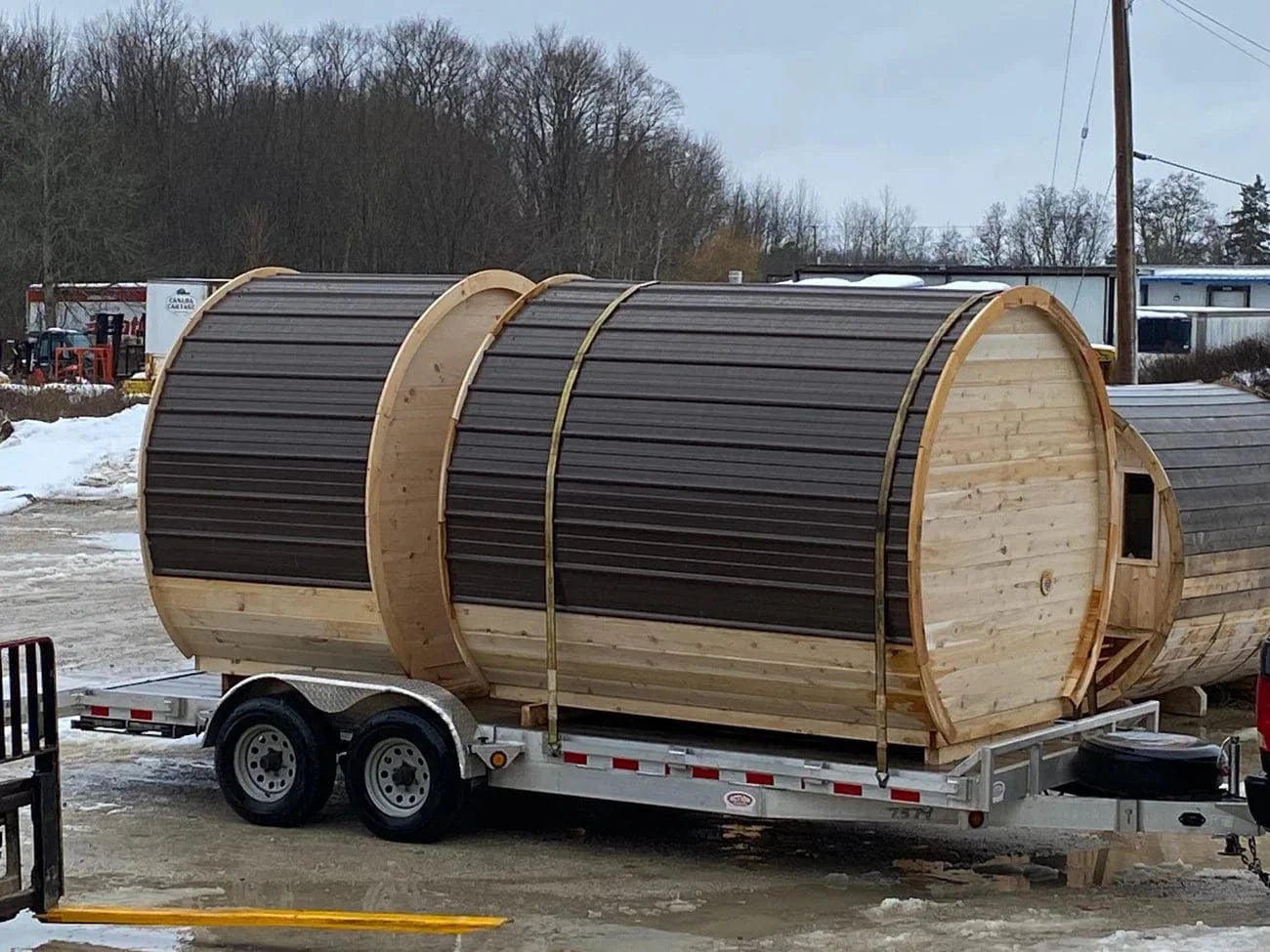 True North Canadian Made 4-6 Person 8' Long Outdoor Traditional Barrel Sauna