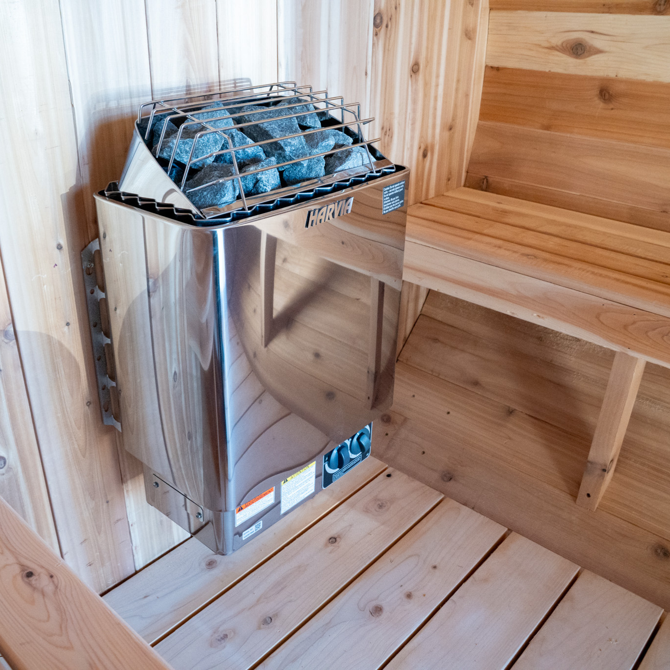 The Ragnar 4-Person Outdoor Barrel Sauna